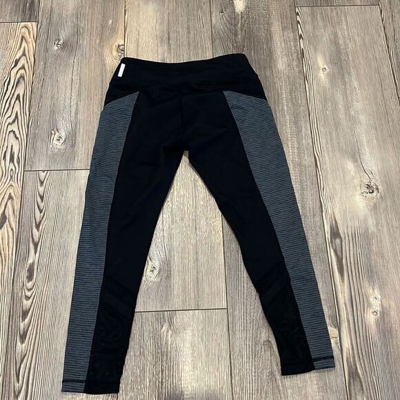 Zella Womens Cropped Leggings - Picture 2 of 10